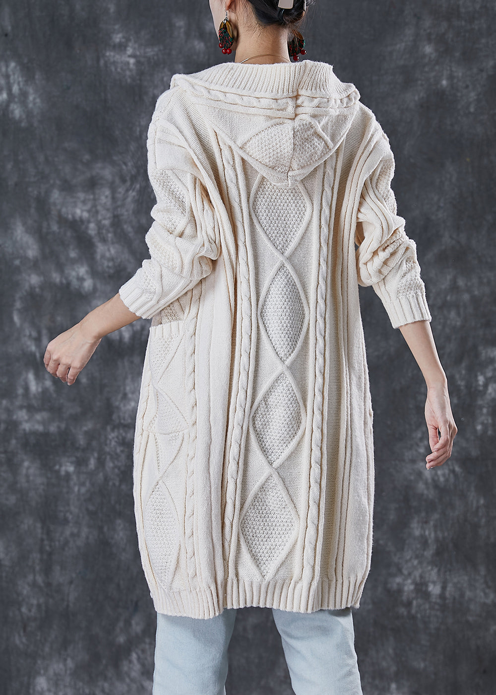 Elegantly Styled Coat for Everyday Wear