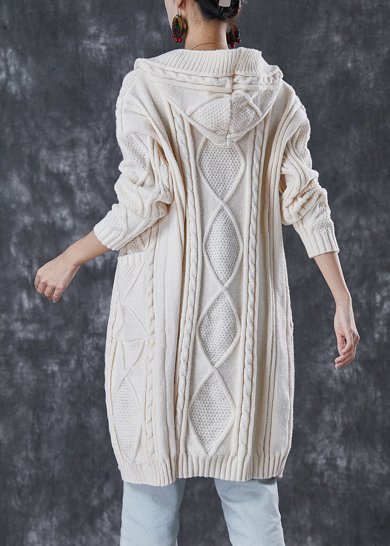 Elegantly Styled Coat for Everyday Wear