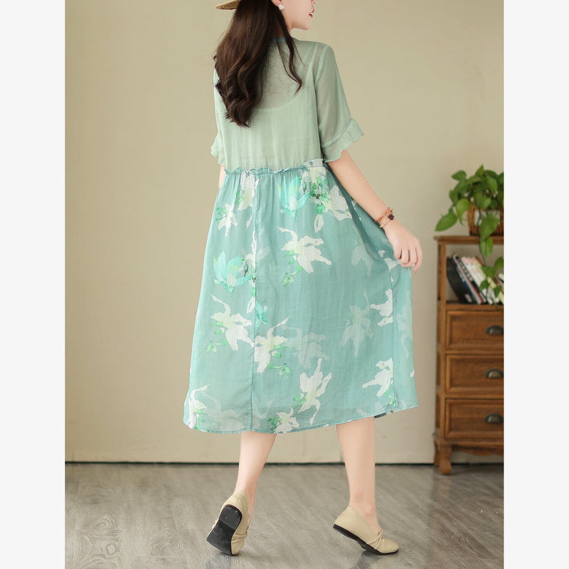 Beautifully Finished Dress in a Timeless Design