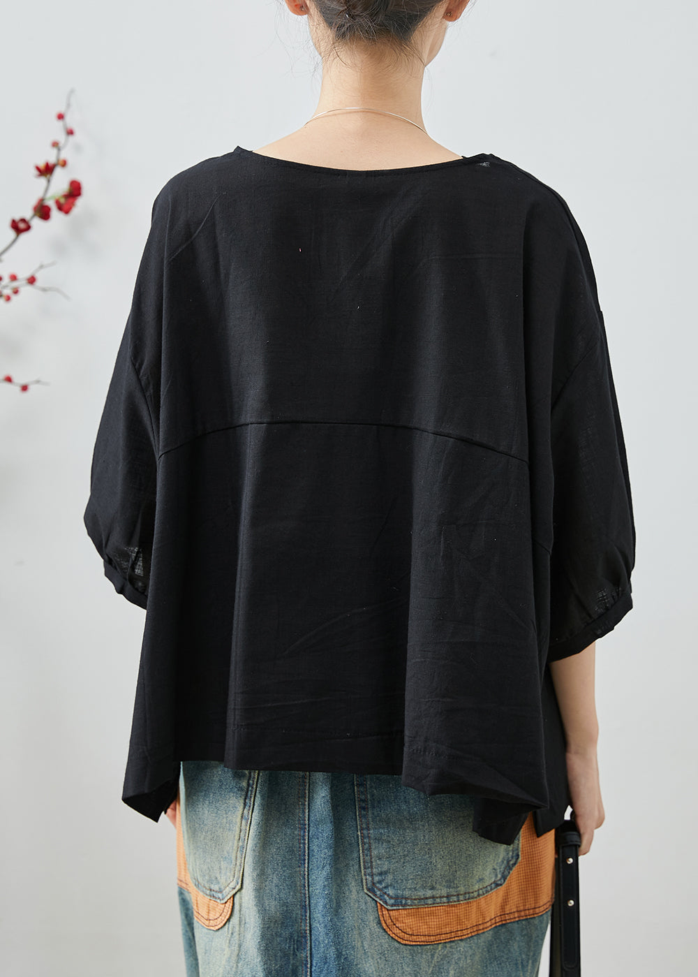 Elegantly Styled Shirt for Everyday Wear