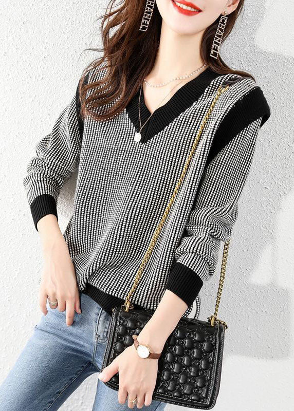 Beautifully Crafted Sweater in a Classic Style