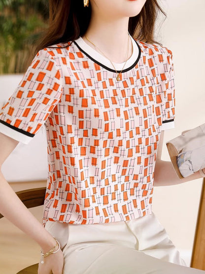 Classic Vintage Top with a Flattering Fit