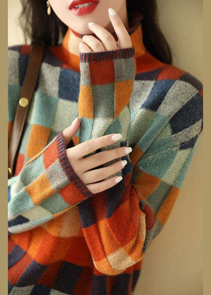 Classic Vintage Sweater with a Flattering Fit