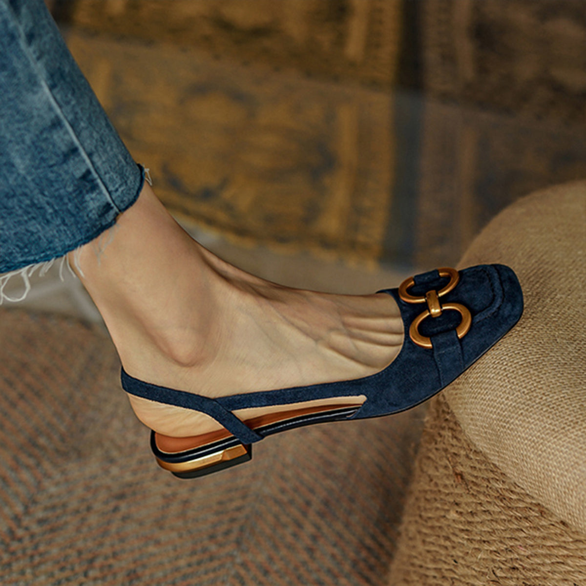 Graceful Orthopedic Sandals for Modern Look