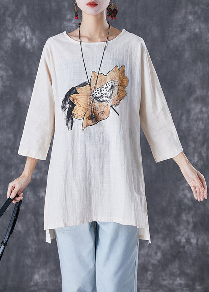 Well Tailored Top with a Graceful Silhouette