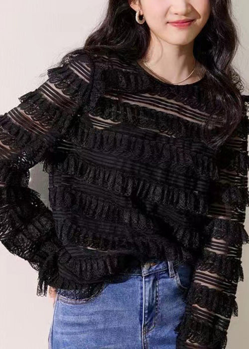 Well Tailored Top with a Graceful Silhouette