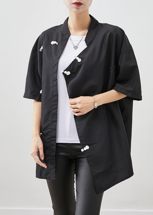 Classic Vintage Shirt with a Flattering Fit