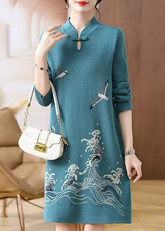 Well Tailored Sweater with a Graceful Silhouette