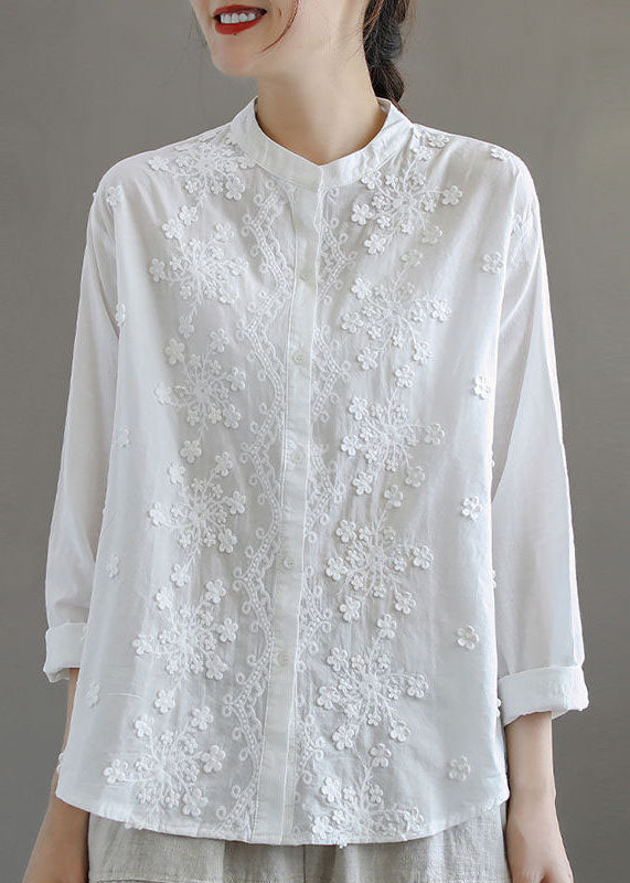 Beautifully Crafted Blouse in a Classic Style