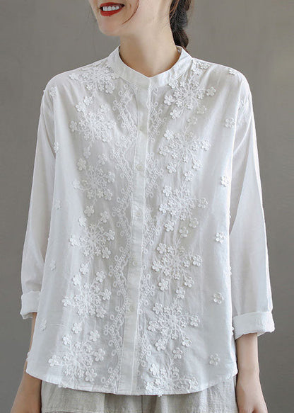 Beautifully Crafted Blouse in a Classic Style