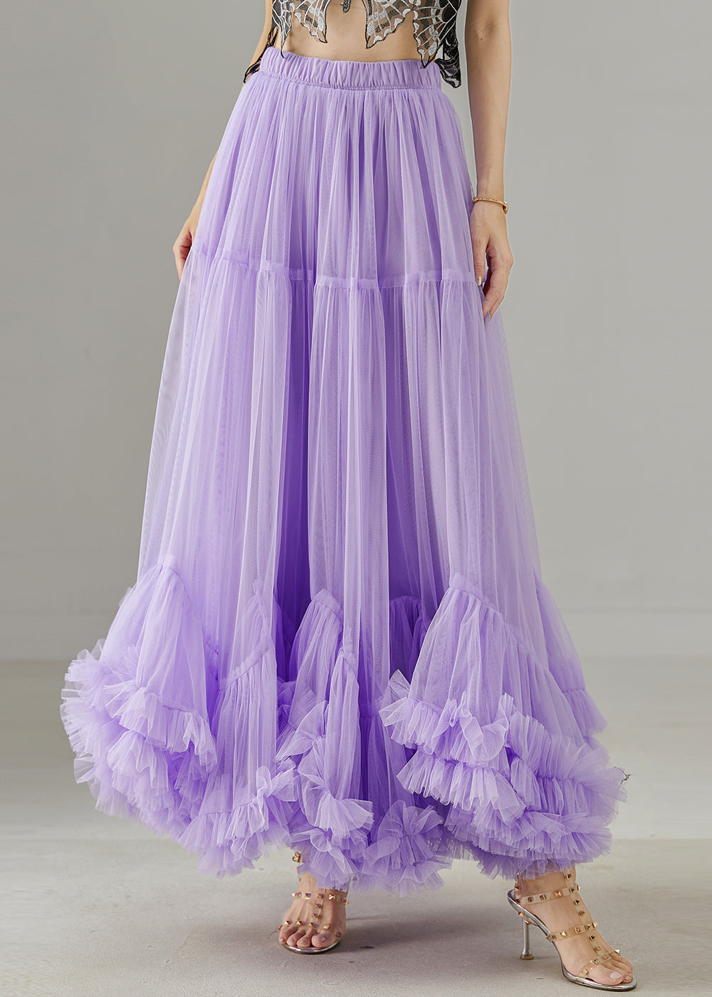 Well Tailored Garment with a Graceful Silhouette