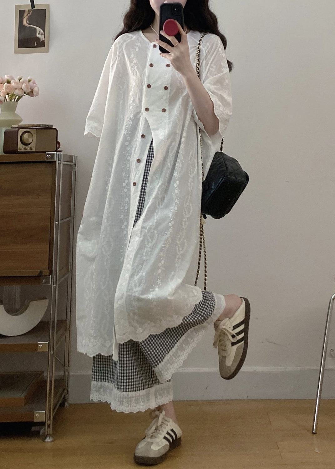 Well Tailored Dress with a Graceful Silhouette