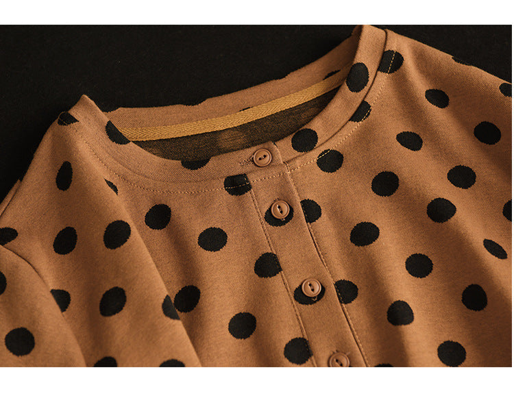 Sophisticated T-Shirt with a Clean Classic Look