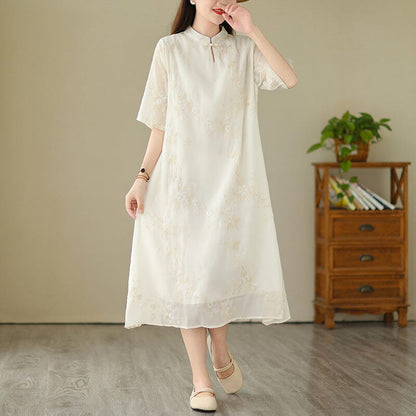 Beautifully Crafted Dress in a Classic Style