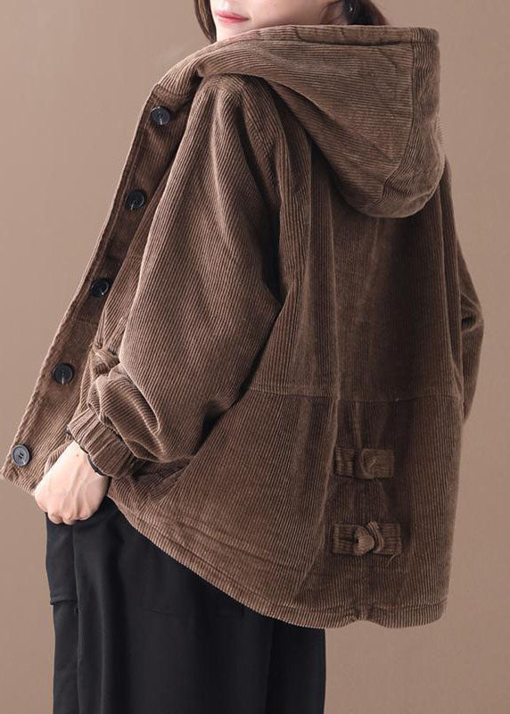 Well Tailored Coat with a Graceful Silhouette