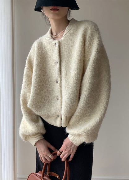 Classic Vintage & Enduringly Stylish Coat