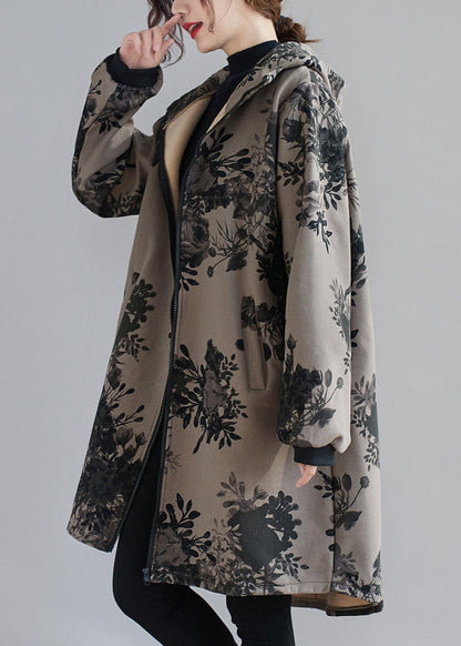 Beautifully Finished Coat in a Timeless Design