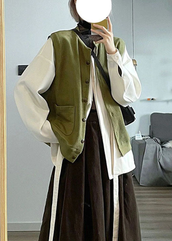 Classic Vintage Cardigan with a Flattering Fit