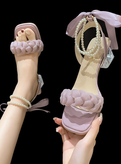 Graceful Orthopedic Sandals for Modern Look