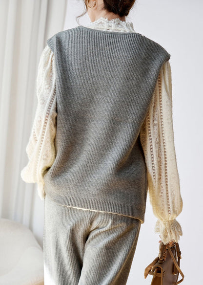 Beautifully Finished Coat in a Timeless Design
