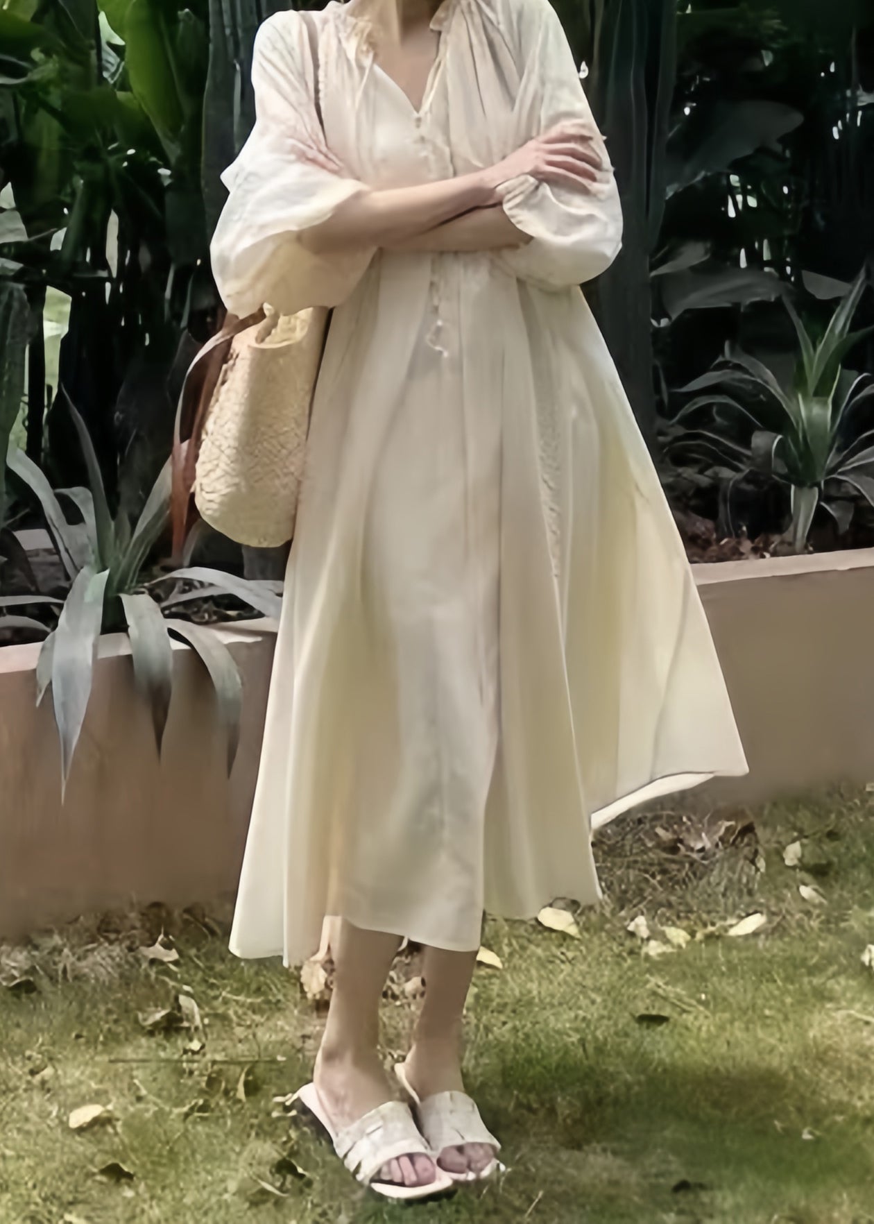 Well Tailored Dress with a Graceful Silhouette