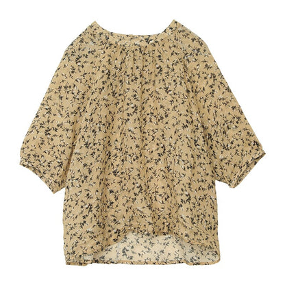 Classic Vintage T-Shirt with a Flattering Fit