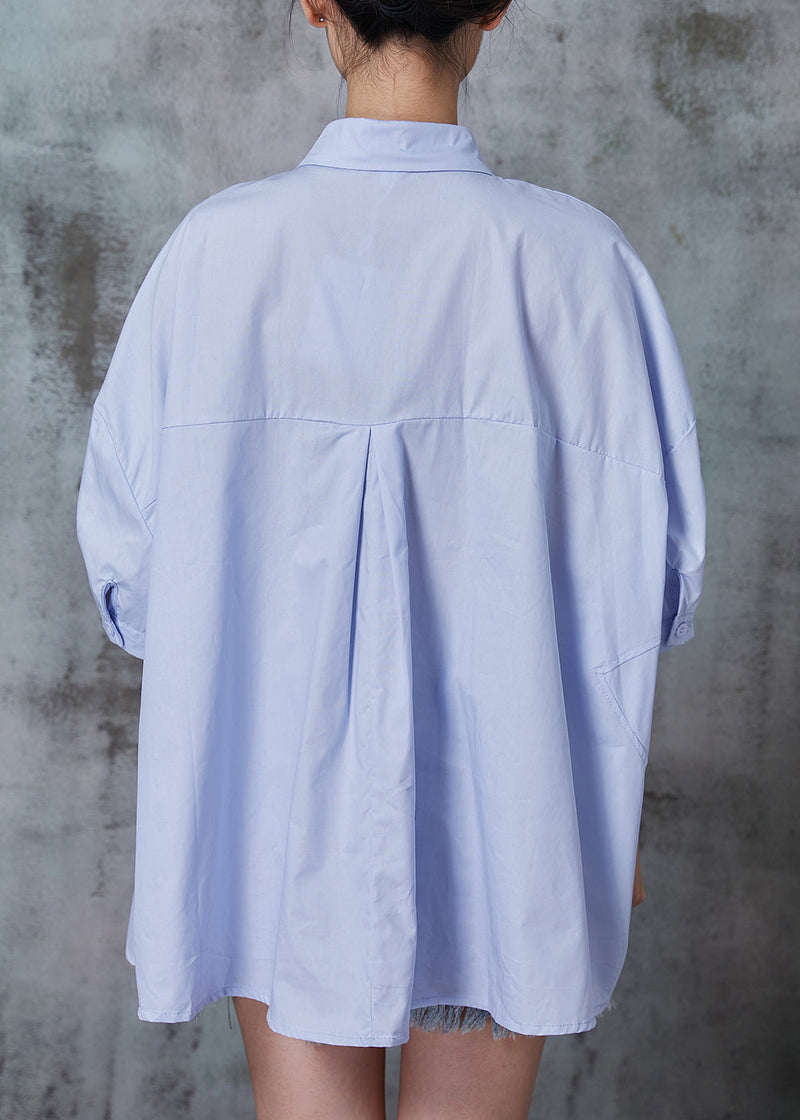 Classic Vintage Shirt with a Flattering Fit