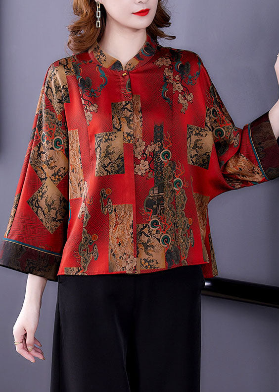 Beautifully Crafted Blouse in a Classic Style