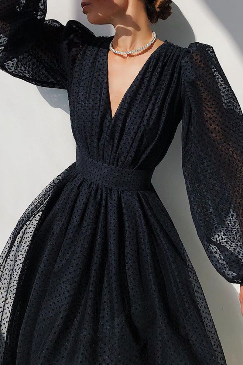Sophisticated Dress with a Clean Classic Look