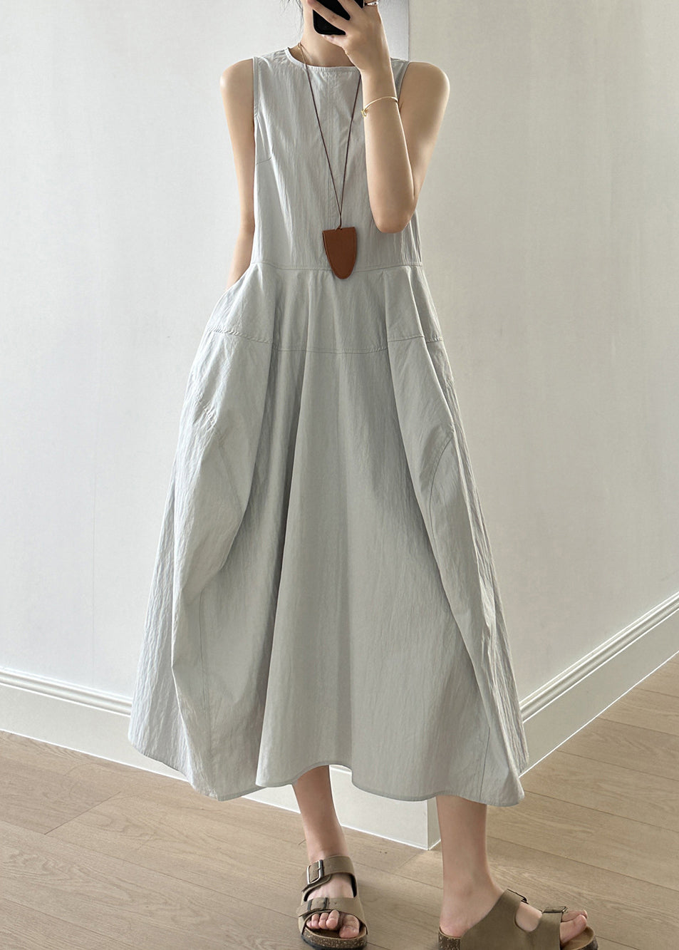 Sophisticated Dress with a Clean Classic Look