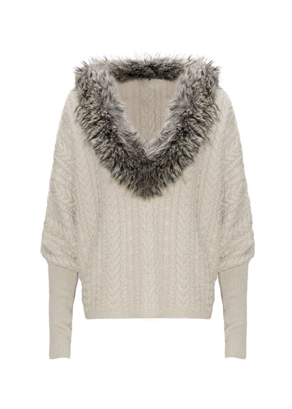 Well Tailored Sweater with a Graceful Silhouette