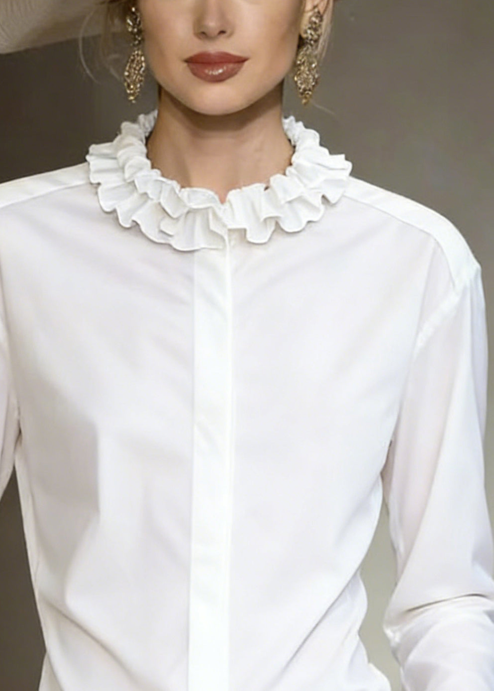 Beautifully Finished Shirt in a Timeless Design