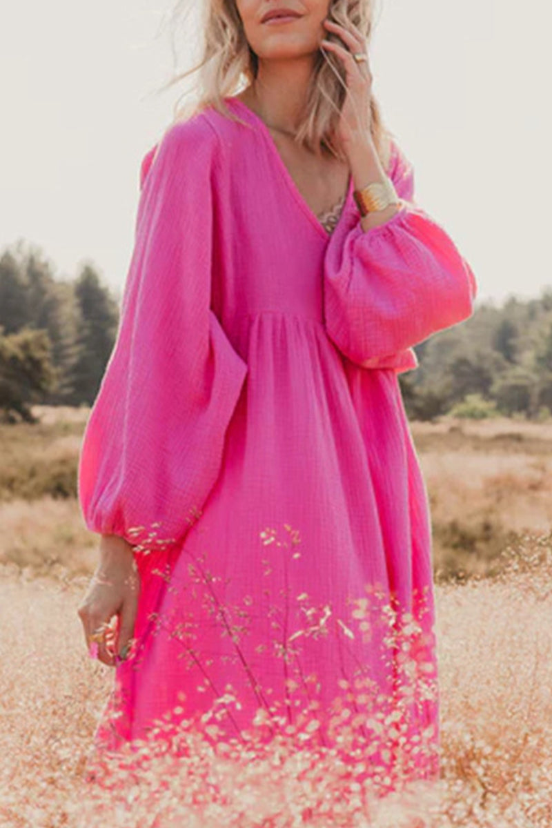 Classic Vintage Dress with a Flattering Fit