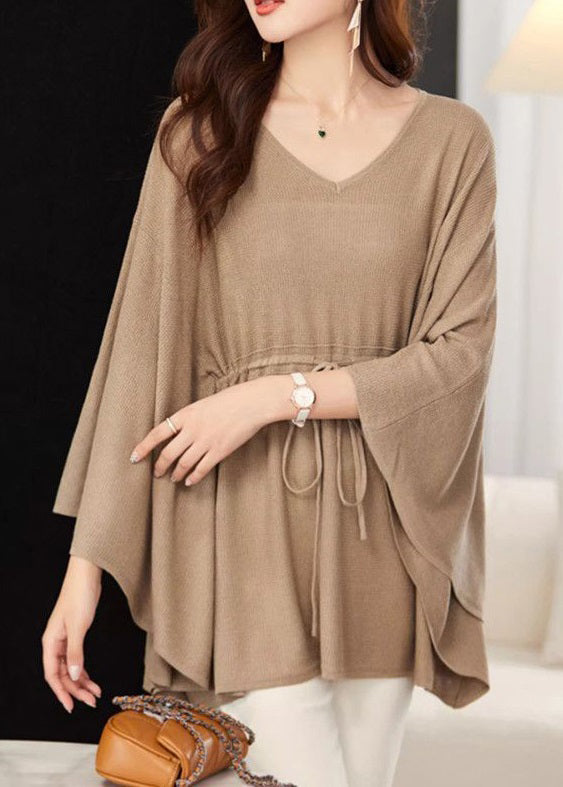 Well Tailored Top with a Graceful Silhouette
