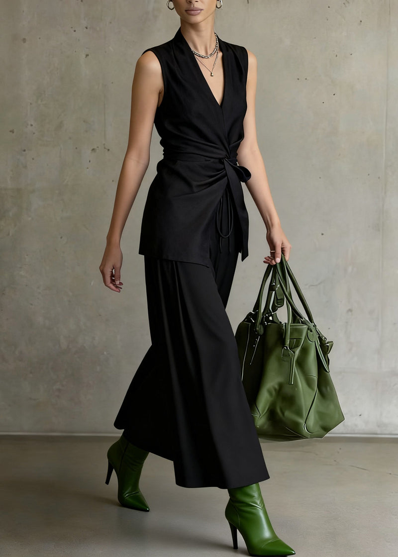 Effortlessly Elegant Pants with a Timeless Design