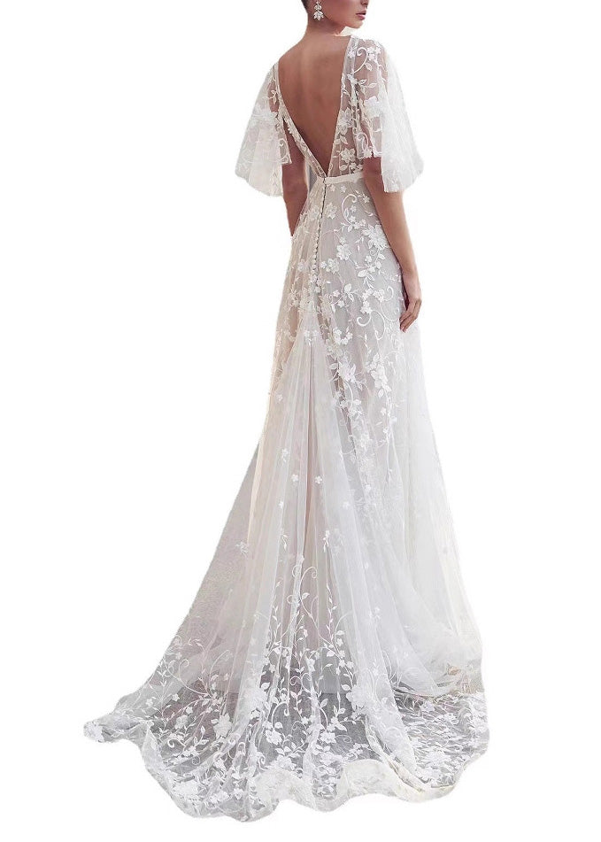 Gracefully Styled Dress for Any Occasion