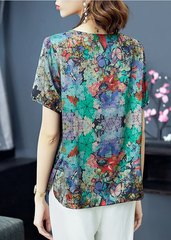 A Vintage Style Top with Delicate Timeless Details
