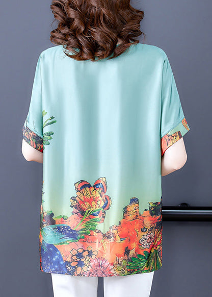 Sophisticated Top with a Clean Classic Look