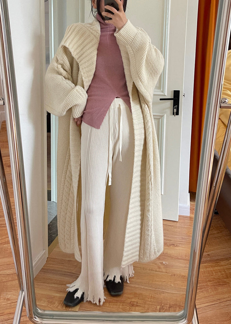 Gracefully Styled Cardigan for Any Occasion