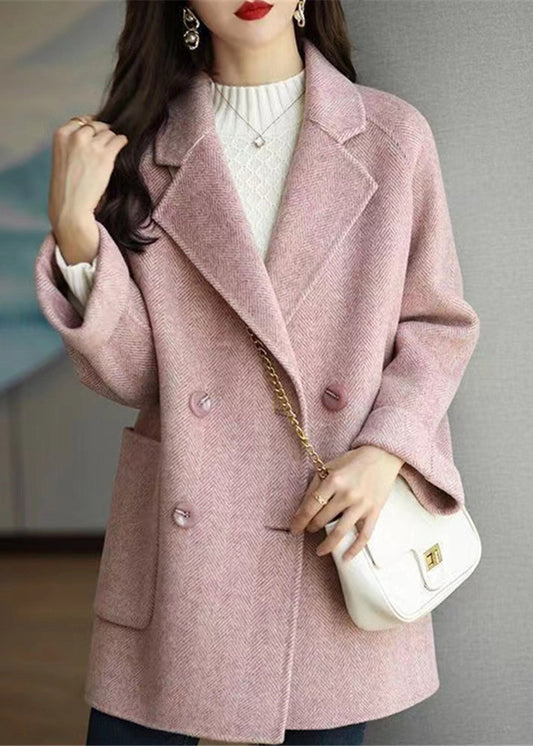Effortlessly Elegant Coat with a Timeless Design