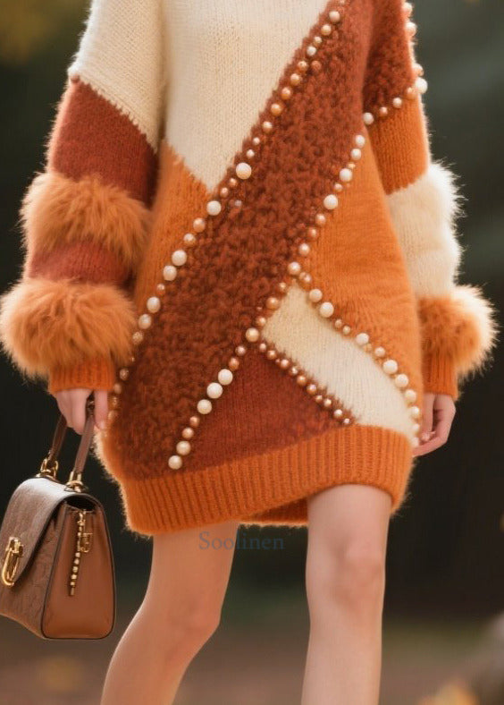 Well Tailored Sweater with a Graceful Silhouette