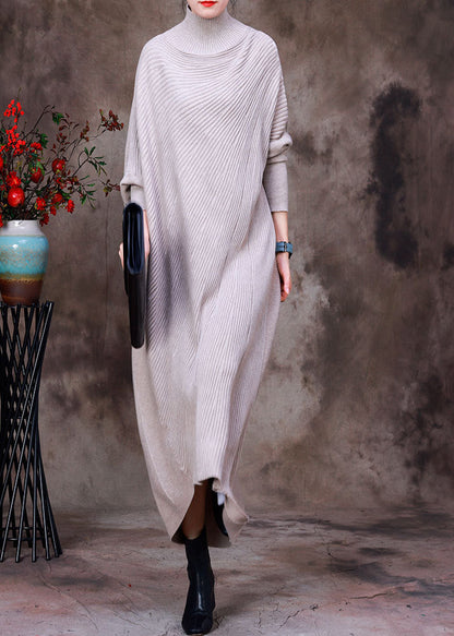 Effortlessly Elegant Sweater with a Timeless Design