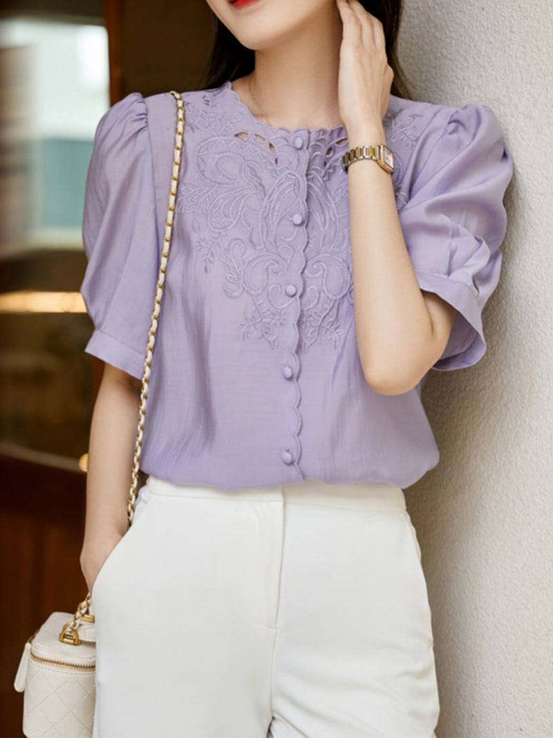 Well Tailored Shirt with a Graceful Silhouette