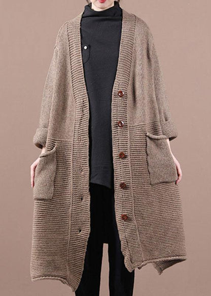Classic Vintage Sweater with a Flattering Fit