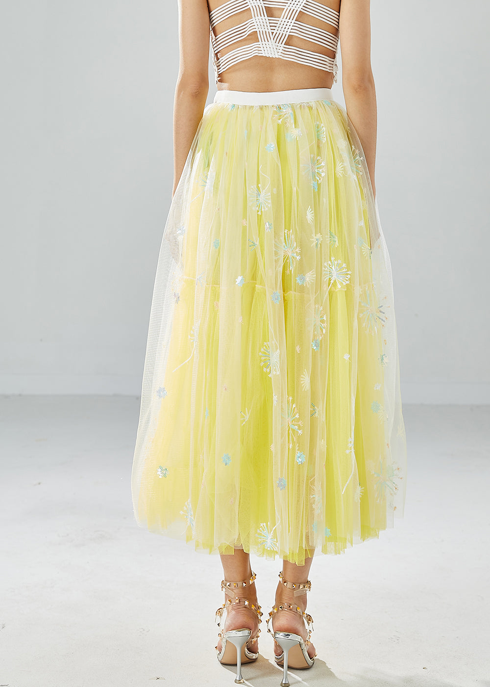 Gracefully Styled Garment for Any Occasion
