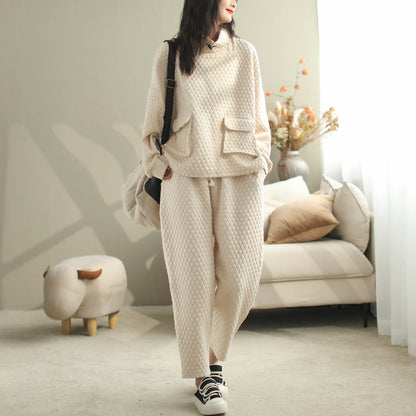 Well Tailored Coat with a Graceful Silhouette