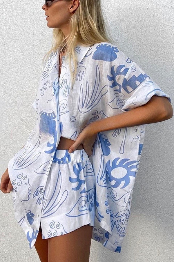 Beautifully Finished Blouse in a Timeless Design