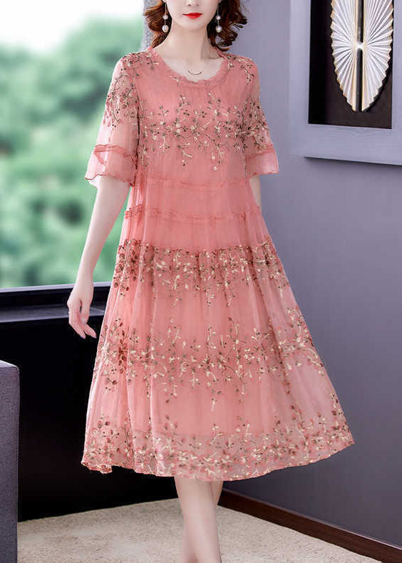 Sophisticated Dress with a Clean Classic Look