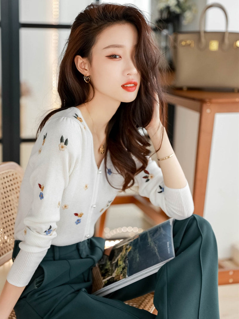 Sophisticated Sweater with a Clean Classic Look