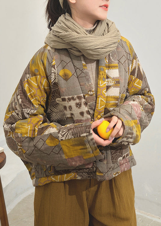 Effortlessly Elegant Jacket with a Timeless Design